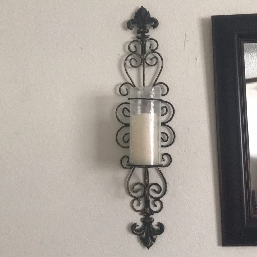 Wall decor